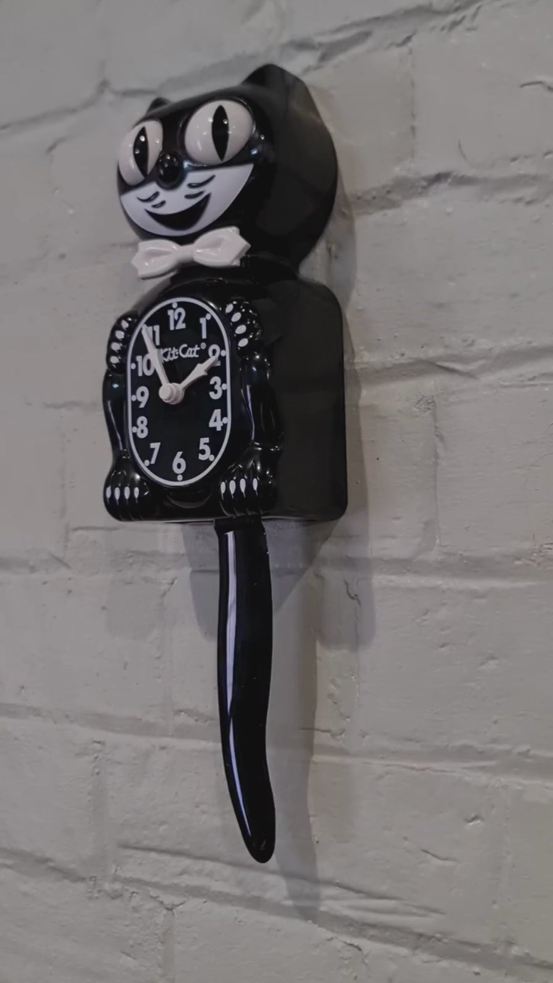 Kit-Cat Clock: Classic Black - Retro Americana Joy 🕰️ | Alley